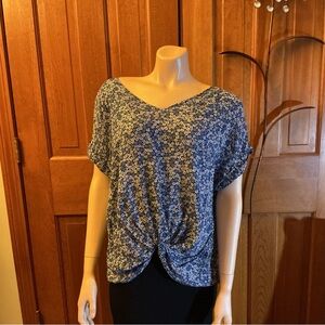 Hippie Rose Blue Floral Women's Top